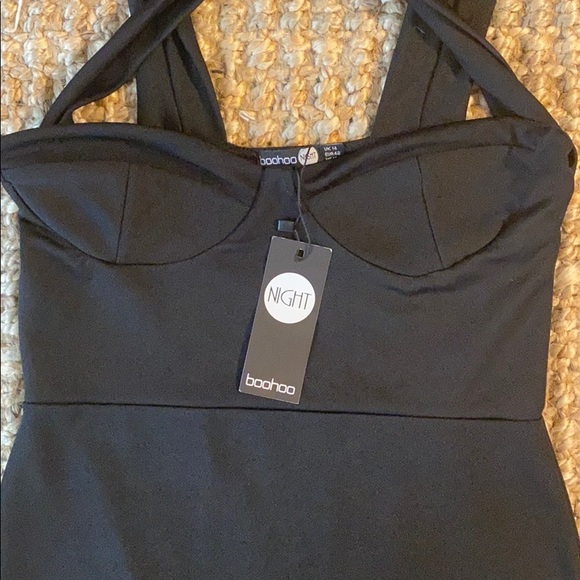 * NEW* Boohoo Night black Dress - Picture 2 of 3